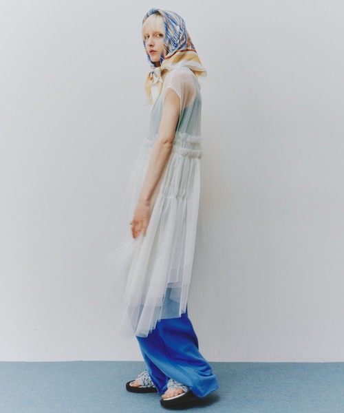 LA BELLE ETUDE(ラベルエチュード)の「フレンチスリーブレイヤードギャザーチュールデザイントップス(シャツ/ブラウス・レディース・ホワイト/レッド/ブラック/カーキ・FREE)」の18枚目の写真