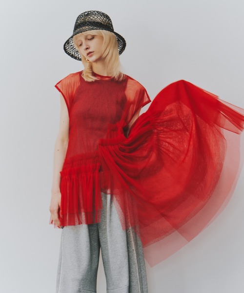 LA BELLE ETUDE(ラベルエチュード)の「フレンチスリーブレイヤードギャザーチュールデザイントップス(シャツ/ブラウス・レディース・ホワイト/レッド/ブラック/カーキ・FREE)」の13枚目の写真