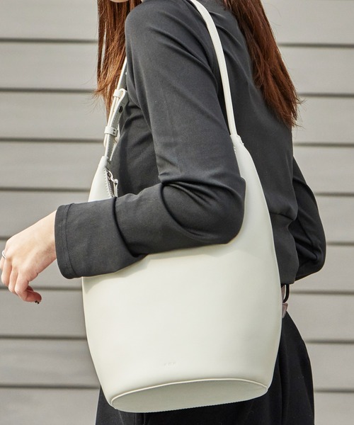 バッグ ROH Medium Around hobo bag ROH SEOUL/ローソウル MEDIUM AROUND HOBO BAG ハンドバッグ
