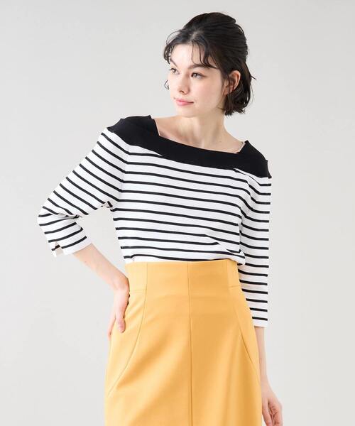 デザインボートネックニット