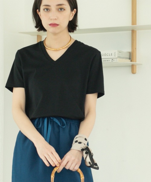 OPAQUE.CLIP（オペークドットクリップ）の「◆《5色展開／SS-LLサイズ》VネックベーシックTシャツ【接触冷感／洗濯機洗い可】（Tシャツ/カットソー・レディース・ホワイト/ライトイエロー系8/ブラック/ブラウン系その他/チャコールグレー・36/38/40/42/34）」の12枚目の写真