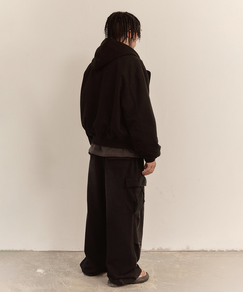 LIBERE（リベーレ）の「LIBERE リベーレ / REVERSIBLE HOODY MA-1 リバーシブルフーディーMA-1ブルゾン / 251108（MA-1・メンズ・ブラック・MEDIUM/SMALL）」の2枚目の写真