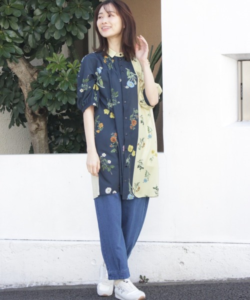 SUPER HAKKA（スーパーハッカ）の「ロゴワンポイント刺繍ライトインレイデニムタックパンツ（デニムパンツ・レディース・ネイビー/ブルー・S/M）」の8枚目の写真