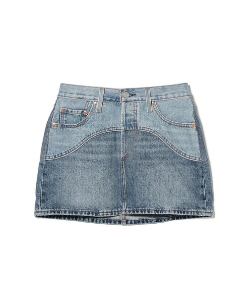 Ray BEAMS(レイビームス)の「LEVI'S(R) / Western Icon Skirt(デニムスカート・レディース・ライトブルー・24inch/25inch)」の2枚目の写真