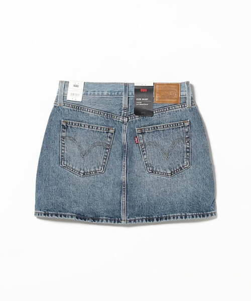 Ray BEAMS(レイビームス)の「LEVI'S(R) / Western Icon Skirt(デニムスカート・レディース・ライトブルー・24inch/25inch)」の6枚目の写真