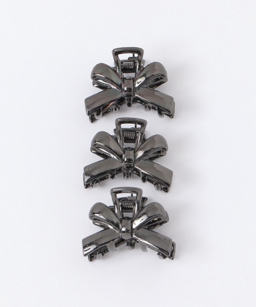 FOREVER 21(フォーエバー トゥエンティーワン)の「リボンヘアクリップセット(バレッタ/ヘアクリップ・レディース・ゴールド/シルバー/ブラック・FREE)」の2枚目の写真