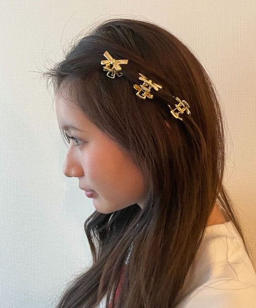 FOREVER 21(フォーエバー トゥエンティーワン)の「リボンヘアクリップセット(バレッタ/ヘアクリップ・レディース・ゴールド/シルバー/ブラック・FREE)」の4枚目の写真