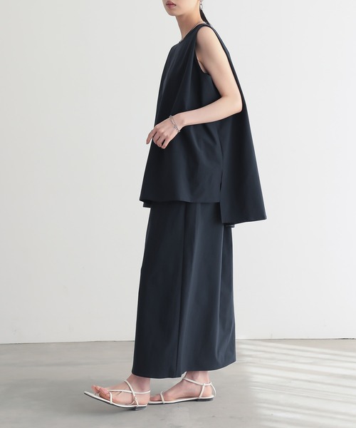 for/c（フォーシー）の「[新色追加]ドライタックノースリーブブラウス【サスティナブル】（シャツ/ブラウス・レディース・オフホワイト/ネイビー/チャコールグレー/ブラック/ブラウン/ピンク・LL/M/L）」の20枚目の写真
