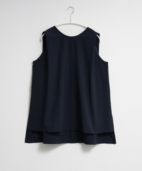 for/c（フォーシー）の「[新色追加]ドライタックノースリーブブラウス【サスティナブル】（シャツ/ブラウス・レディース・オフホワイト/ネイビー/チャコールグレー/ブラック/ブラウン/ピンク・LL/M/L）」の8枚目の写真