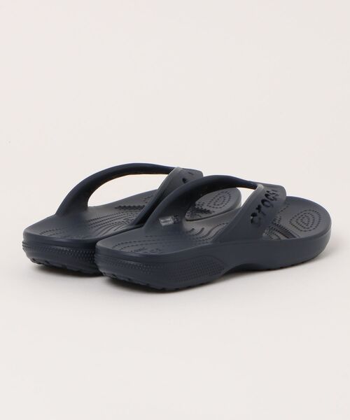 crocs（クロックス）の「《crocs》バヤ 2.0 フリップ（サンダル・メンズ・ブラック/ネイビー・26.0cm/25.0cm/24.0cm/23.0cm/29.0cm/28.0cm/27.0cm/22.0cm）」の3枚目の写真