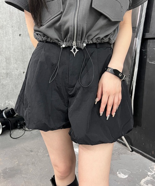 FUNKYFUN 25SS サイドプリーツバルーンショーツ 6部丈 - メルカリ