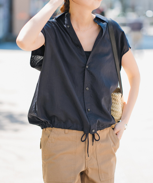 Spick & Span(スピックアンドスパン)の「リネンブレンドフレンチヘムギャザーシャツ(シャツ/ブラウス・レディース・レッド/ネイビー/マルチ・FREE)」の9枚目の写真