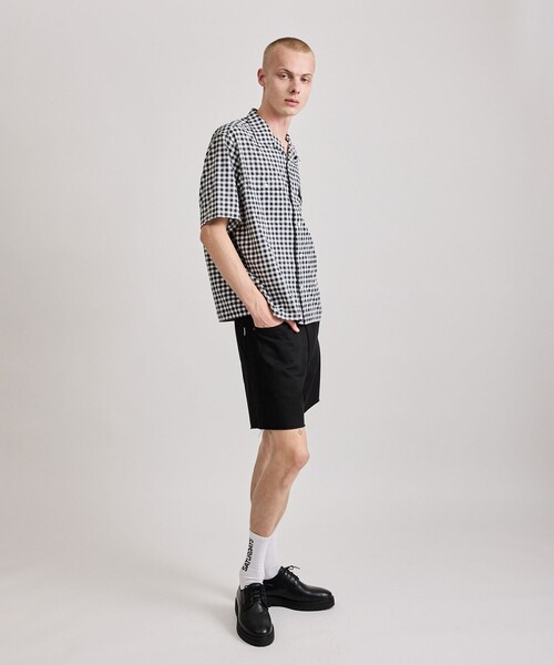 Saturdays NYC(サタデーズ ニューヨークシティ )の「Mario Cut Off Shorts(その他パンツ・メンズ・オフホワイト/ブラック・L/M/S/XL/X-SMALL)」の7枚目の写真