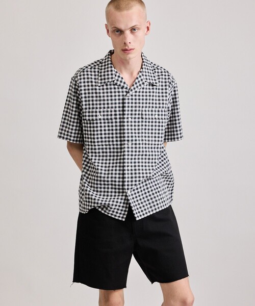 Saturdays NYC(サタデーズ ニューヨークシティ )の「Mario Cut Off Shorts(その他パンツ・メンズ・オフホワイト/ブラック・L/M/S/XL/X-SMALL)」の4枚目の写真