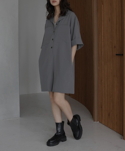 hellam（へラム）の「クレープ シャツロンパース（サロペット/オーバーオール・レディース・グレイッシュベージュ/ブラック/グレー・FREE）」の12枚目の写真