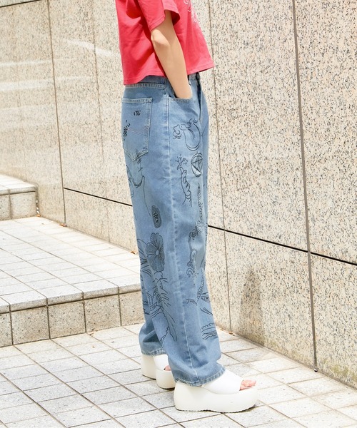 セール】《落書き風プリント×ワイドシルエット》レディース デニム