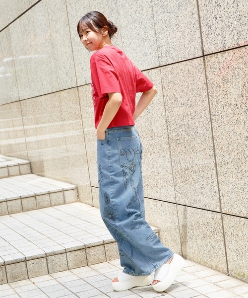 セール】《落書き風プリント×ワイドシルエット》レディース デニム