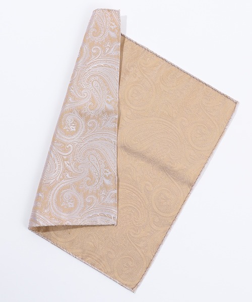 MEN'S BIGI（メンズビギ）の「シャドーペイズリー柄シルクチーフ（バンダナ/スカーフ・メンズ・シルバー/ターコイズブルー/ボルドー/ベージュ・FREE）」の6枚目の写真