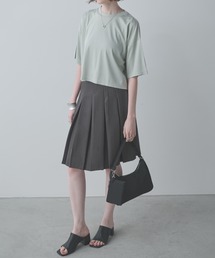 ワイドプリーツミディ丈スカート