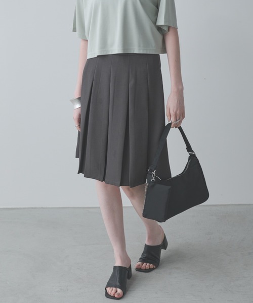 Aunt Marie's(アントマリーズ)の「ワイドプリーツミディ丈スカート(スカート・レディース・ブラック/チャコールグレー・MEDIUM/LARGE)」の21枚目の写真
