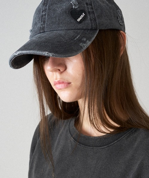 ONCILY（オンシェリー）の「VINTAGE LIKE DAMAGE CAP / ヴィンテージライクダメージキャップ（キャップ・メンズ・ダークグレー/ネイビー/ブラック・FREE）」の5枚目の写真