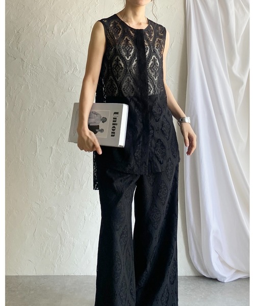 She's Closet(シーズクローゼット)の「ノースリーブラッセルレースジレブラウス&パンツスタイル上下セットアップ(セットアップ・レディース・アイボリー/ブラック・FREE)」の3枚目の写真