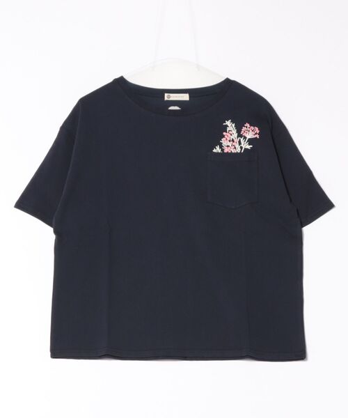 BARNDOOR(バーンドア)の「(BD)【BARNDOOR】フラワー プリント 胸ポケット付き Tシャツ(Tシャツ/カットソー・レディース・ネイビー系1/ホワイト系1/ホワイト系2/ブラック系2・FREE)」の4枚目の写真