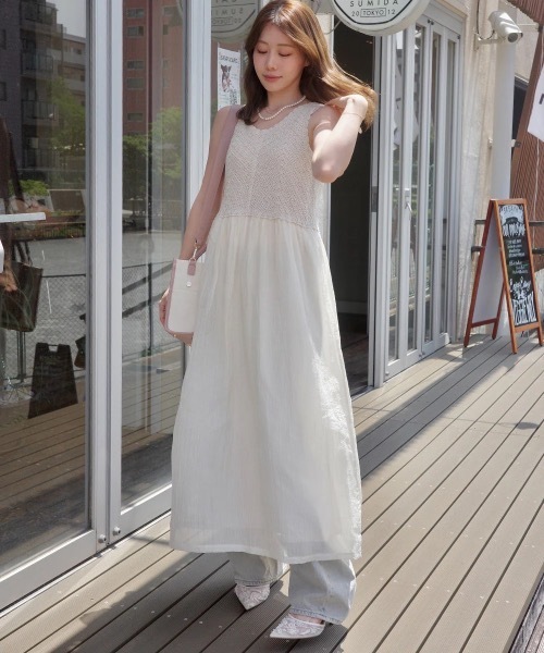 Bab（バブ）の「クロシェコンビキャミワンピース【低身長・高身長向けサイズあり】（ワンピース・レディース・ブルー/ブラック/アイボリー/モカ/イエロー・LARGE/MEDIUM/SMALL）」の12枚目の写真