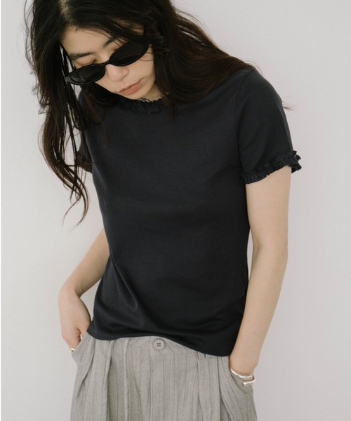DRWCYS(ドロシーズ)の「フリルトリムTシャツ(Tシャツ/カットソー・レディース・ホワイト/ネイビー・FREE)」の4枚目の写真