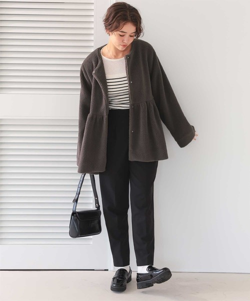 titivate（ティティベイト）の「ペプラムギャザーデザインボアアウター（ノーカラーコート・レディース・チャコール/ベージュ/アイボリー・L/M/S）」の9枚目の写真