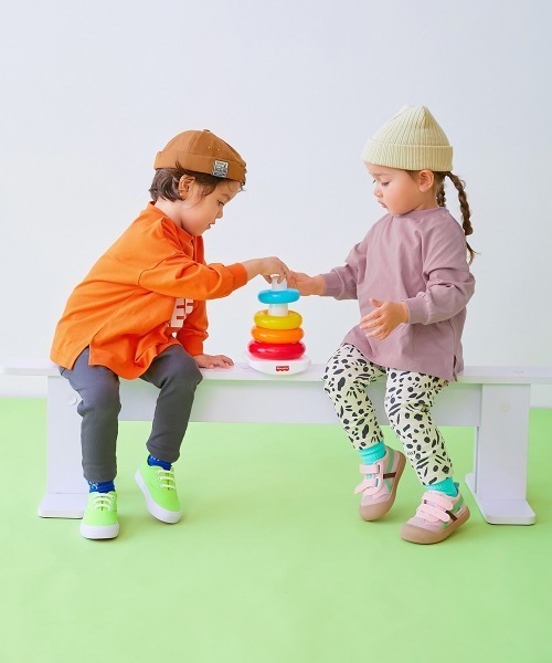 devirock（デビロック）の「【EN-JOY】どっちも前だから1人でお着替え カラフル 無地&総柄 リブパンツ（その他パンツ・キッズ・グリーン系2/ブルー系2/ブルー系1/ベージュ系2/ベージュ系1/グリーン系1/ベージュ系3/ベージュ系4/ピンク系1/パープル系1/パープル系2/ピンク系2/オレンジ系1/ブラック系1/グレー系2/グレー系3/グレー系1・80ｃｍ/90cm/110cm/100cm/120cm/130cm）」の20枚目の写真