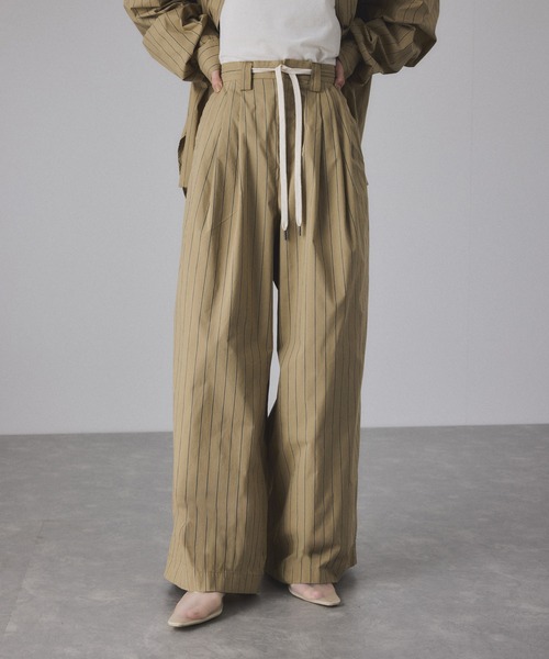 ADAM ET ROPE'（アダムエロペ）の「シャツスラックス（スラックス・レディース・サックスブルー/ベージュ系その他・38/36）」の2枚目の写真