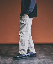 ABAHOUSE（アバハウス）の「【セットアップ対応】TUCK＆DARTS ワッシャーナイロン ワイドテーパードパンツ（その他パンツ・メンズ）」