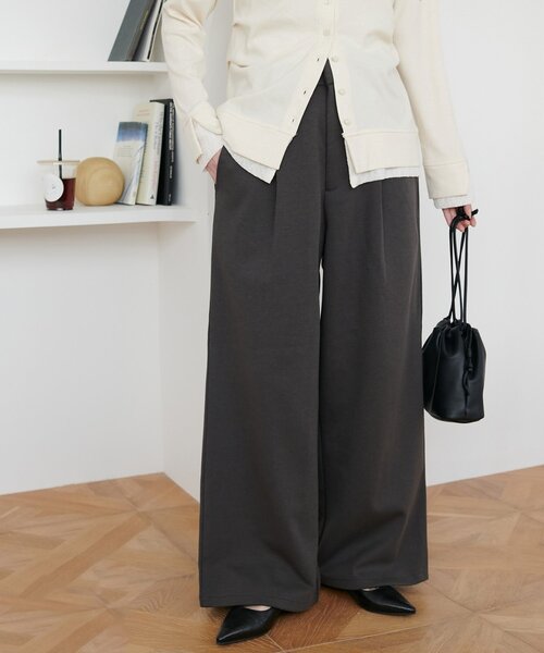 DISCOAT(ディスコート)の「【新色追加!】キレイメスウェットライクパンツ(その他パンツ・レディース・チャコールグレー/ライトベージュ/アイボリー/ブラック/ダークブラウン/ライトグレー/ダークグレー・MEDIUM/LARGE/ML/SMALL/TM/PS)」の6枚目の写真