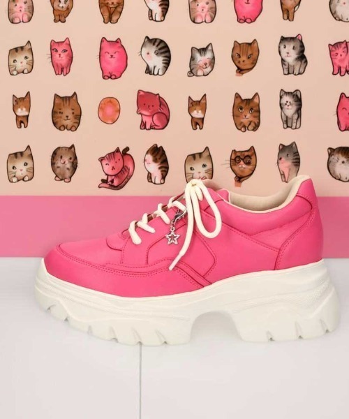 Parade（パレード）の「【推し活/推しカラー/メンカラ】WEB限定　足元に推し色を纏う「推し活シューズ」CT7887（スニーカー・レディース・パープル/レッド/ピンク/イエロー/オレンジ/ブルー/ホワイト/ブラック/グリーン・S/M/L/LL）」の7枚目の写真