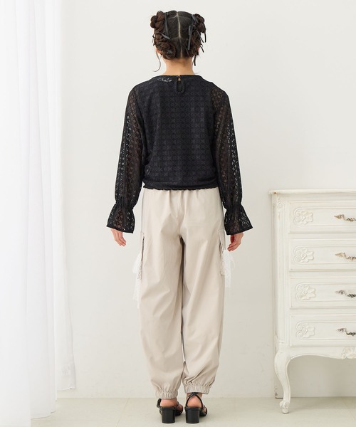 Amourire girl（アムリールガール）の「シャーリングブラウス×ラメリブタンクトップ（シャツ/ブラウス・キッズ・オフホワイト/ブラック・130cm/140cm/150cm/160cm）」の17枚目の写真