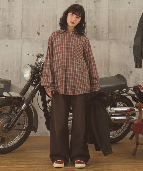 Zooodle(ズードル)の「tuck wide denim pants - タックワイドデニムパンツ -(デニムパンツ・メンズ・ブルー/ブラック・MEDIUM/LARGE)」の7枚目の写真