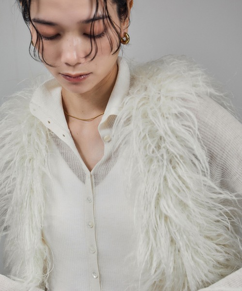 SALON adam et rope'(サロン アダム エ ロペ)の「モヘヤロングシャギーハンドニットベスト(ベスト・レディース・オフホワイト・FREE)」の5枚目の写真