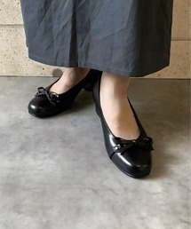blanc/bleu（ブランブルー）の「【日本製／本革／軽量／防滑ソール】3.5cmヒール リボンパンプス（パンプス）」