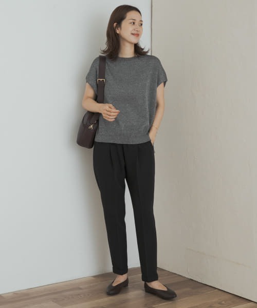 URBAN RESEARCH DOORS(アーバンリサーチドアーズ)の「『3サイズ展開』ストレッチテーパードイージーパンツ(その他パンツ・レディース・グリーン/ブラック/ネイビー・X-SMALL/SMALL/MEDIUM)」の15枚目の写真