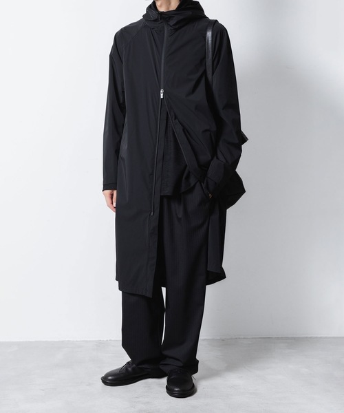 ATTACHMENT（アタッチメント）の「NY 2レイヤー ストレッチライト フーデッドコート / NY 2LAYER STRETCH LIGHT HOODED COAT（その他アウター・メンズ・ダークグレー/ブラック・1/3/2）」の20枚目の写真