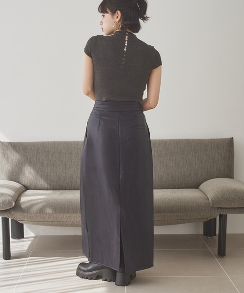 LAULEN(ローレン)の「2way front button lib knit /2wayフロントボタンリブニット(ニット/セーター・レディース・オートミール/ブラウン/チャコールグレー/ブラック・FREE)」の12枚目の写真