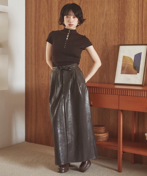 LAULEN(ローレン)の「2way front button lib knit /2wayフロントボタンリブニット(ニット/セーター・レディース・オートミール/ブラウン/チャコールグレー/ブラック・FREE)」の17枚目の写真