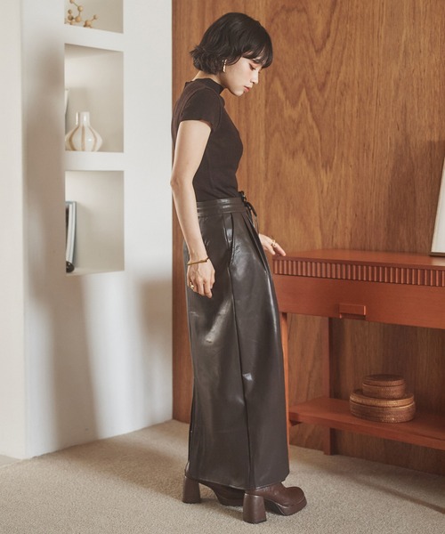 LAULEN(ローレン)の「2way front button lib knit /2wayフロントボタンリブニット(ニット/セーター・レディース・オートミール/ブラウン/チャコールグレー/ブラック・FREE)」の18枚目の写真