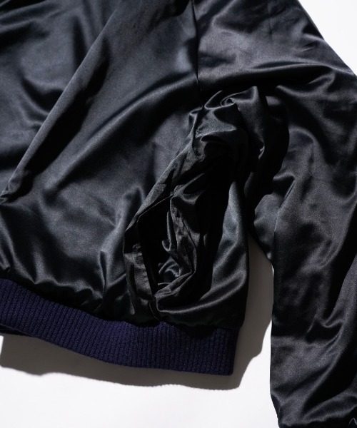 THRIFTY LOOK(スリフティールック)の「THRIFTY LOOK / スリフティールック SOUVENIR GREENLAND BLOUSON(スカジャン・メンズ・ブラック/ネイビー・MEDIUM/LARGE)」の19枚目の写真