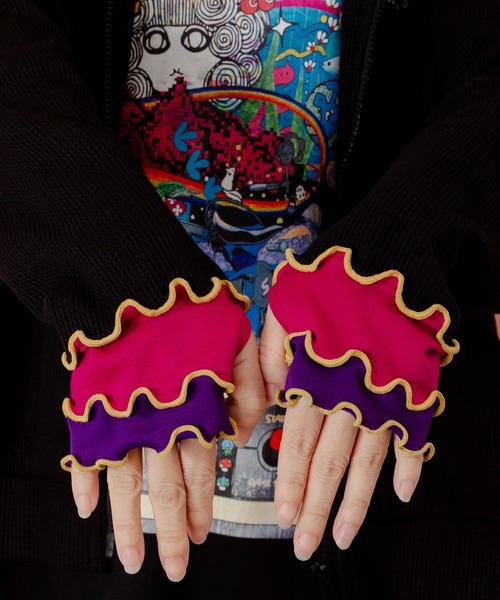 ScoLar（スカラー）の「153615：にゃんこスカラー 袖配色パーカー（パーカー・レディース・グレー/ブラック/アイボリー・M）」の8枚目の写真