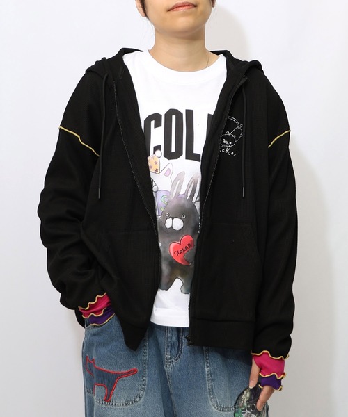 ScoLar（スカラー）の「153615：にゃんこスカラー 袖配色パーカー（パーカー・レディース・グレー/ブラック/アイボリー・M）」の18枚目の写真