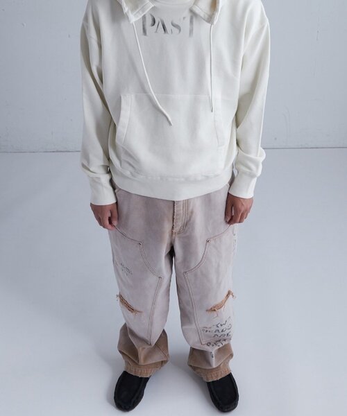 WHO'S WHO gallery（フーズフーギャラリー）の「FromVintage PAST後付けフーディー（パーカー・メンズ・ホワイト/ネイビー・MEDIUM/LARGE）」の9枚目の写真