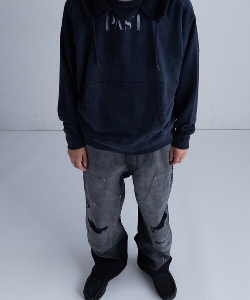 WHO'S WHO gallery（フーズフーギャラリー）の「FromVintage PAST後付けフーディー（パーカー・メンズ・ホワイト/ネイビー・MEDIUM/LARGE）」の11枚目の写真