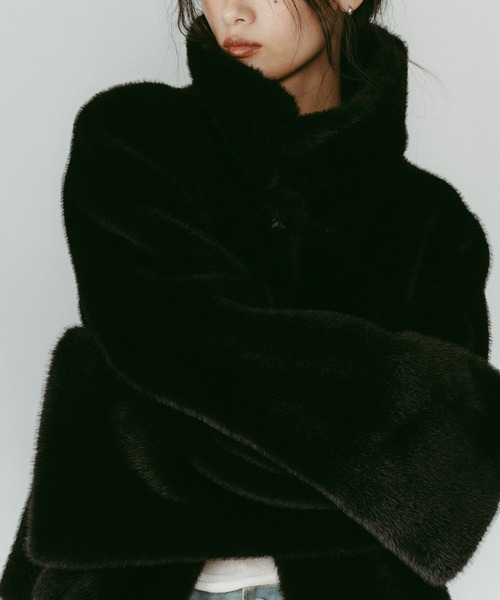 Knuth Marf（クヌースマーフ）の「【Knuth Marf】point collar fur coat/brown /ファーコート（その他アウター・レディース・ブラウン/ブラック・FREE）」の15枚目の写真